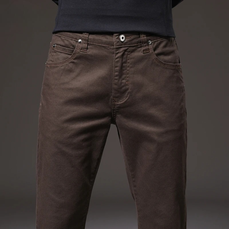 Khaki Elio men's casual chinos, comfortable cotton trousers perfect for everyday wear.