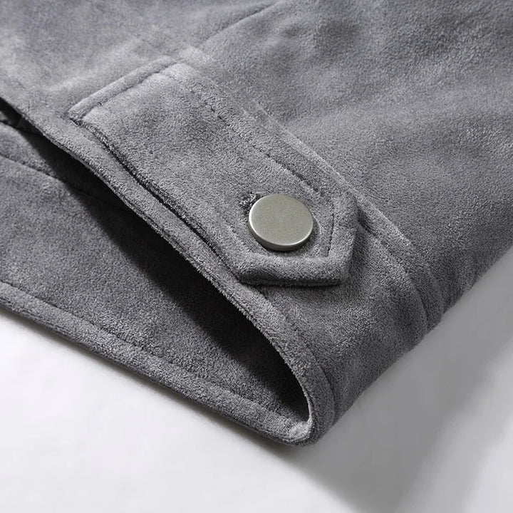 Men's stylish button-front jacket. Casual everyday look, perfect for versatile spring wear.