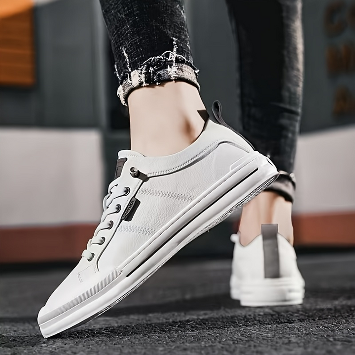 Everyday low-top sneakers for men, designed for comfort and modern casual style.