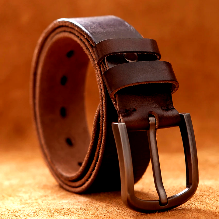 Stylish brown genuine leather belt for men, featuring a unique vintage buckle. Durable men's accessory.