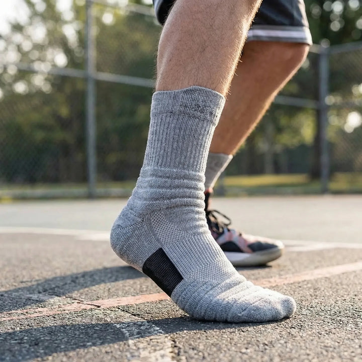 Men's high-tube compression sports socks (3 pairs) for athletic training, basketball & cycling. Moisture-wicking design.