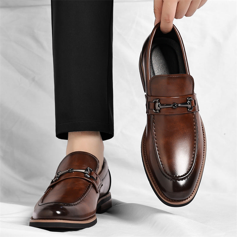 Comfortable men's Italian slip-on loafers. Sleek design, durable sole, ideal for everyday wear.