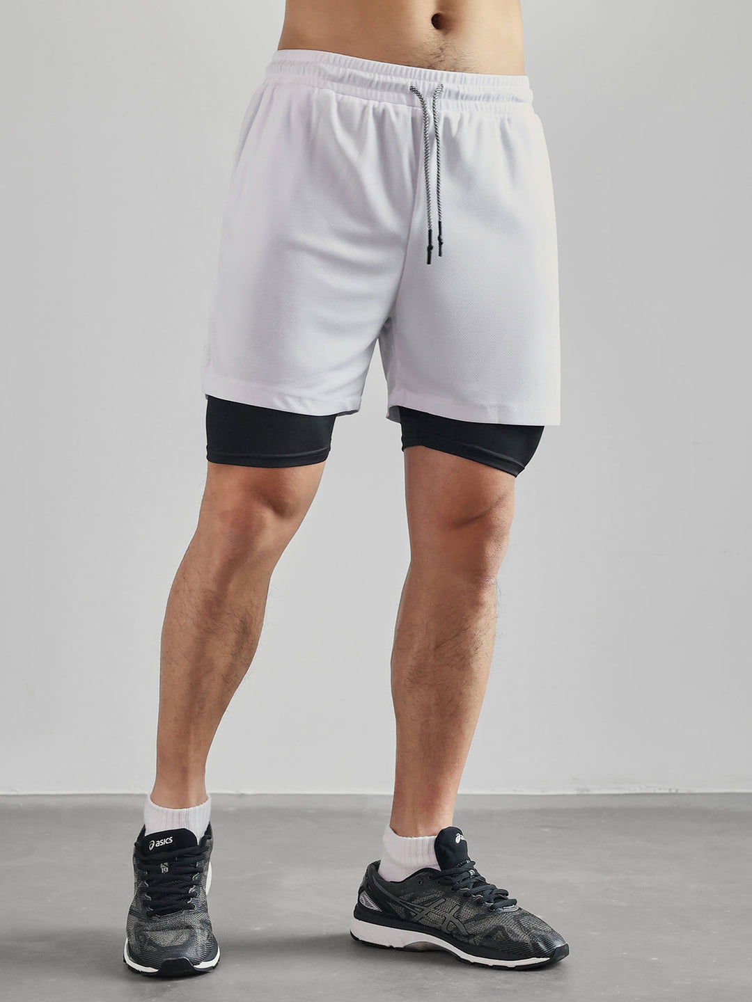 Men's Kinetic mesh shorts, designed for optimal comfort during any workout or sport.