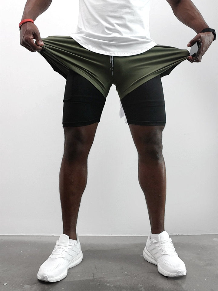 High-performance men's Kinetic mesh shorts, designed for intense dynamic workouts.