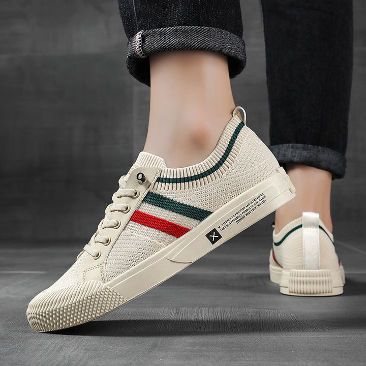 Breathable men's fashion sneakers, lightweight and comfortable for everyday.