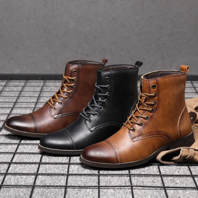 Dark brown men's Lisbon dress boots, featuring refined leather and a comfortable lace-up design for everyday wear.
