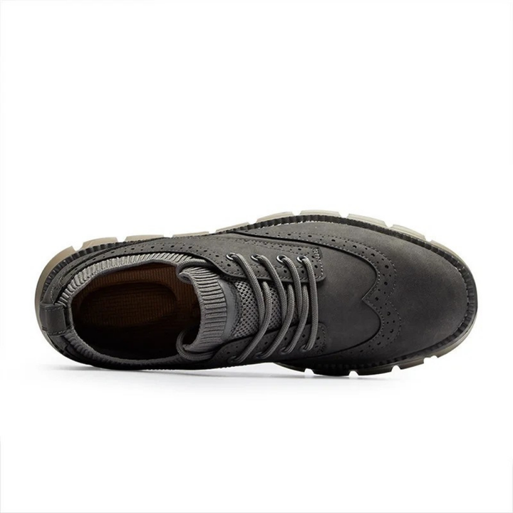 Lightweight and supportive Maverick men's sneakers for comfortable, stylish everyday walking.