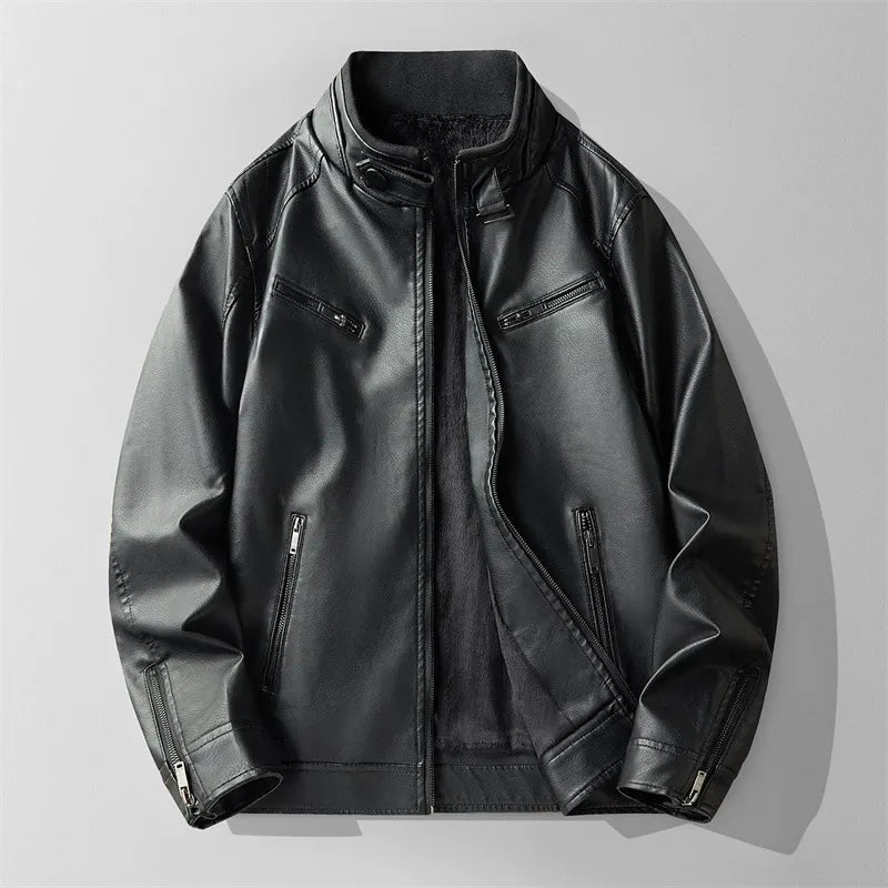 Comfortable men's everyday jacket, modern fit for casual wear. Stylish and practical outerwear piece.