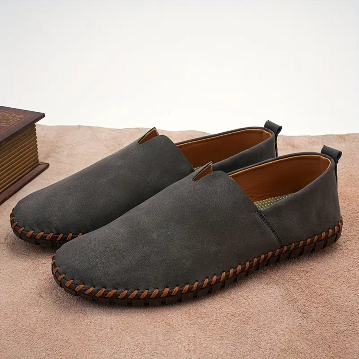 Men's OCUDIA loafers: elegant slip-on shoes, perfect for comfortable everyday wear & smart casual style.