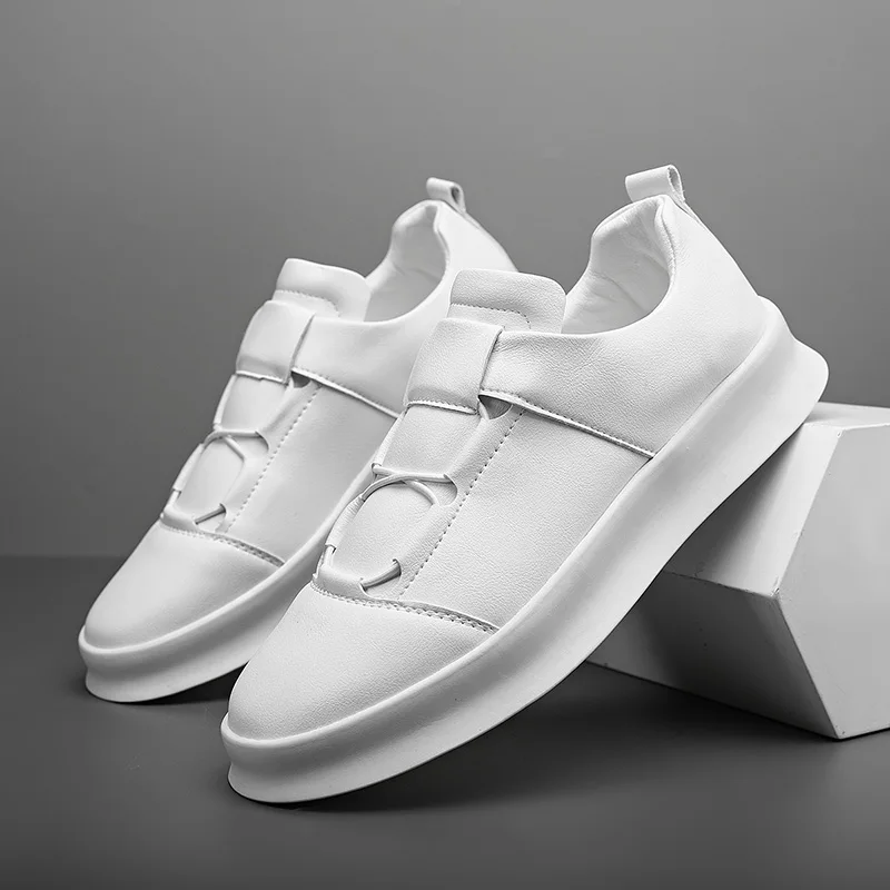 Everyday comfort in men's Orlando lace-up sneakers, a stylish choice.