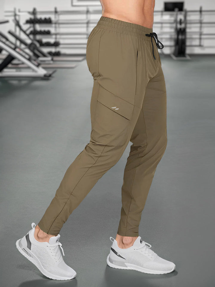 Quick-dry stretch men's performance joggers, ideal for training, sports, and everyday comfort.