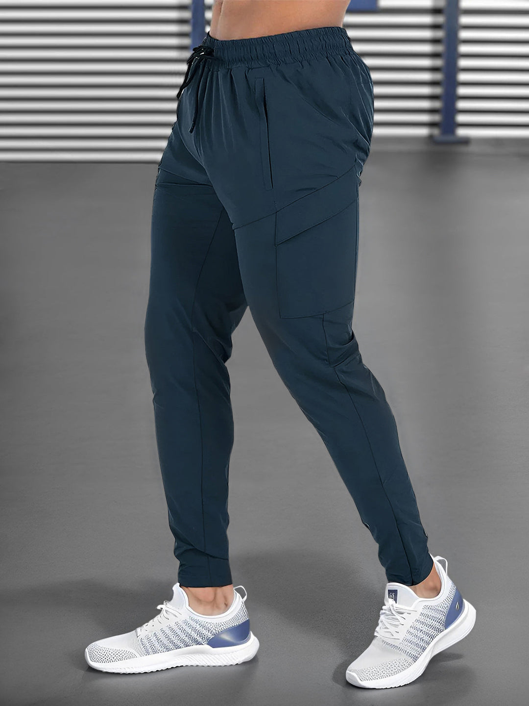 Quick-dry men's athletic joggers, perfect for intense training sessions and humid conditions.