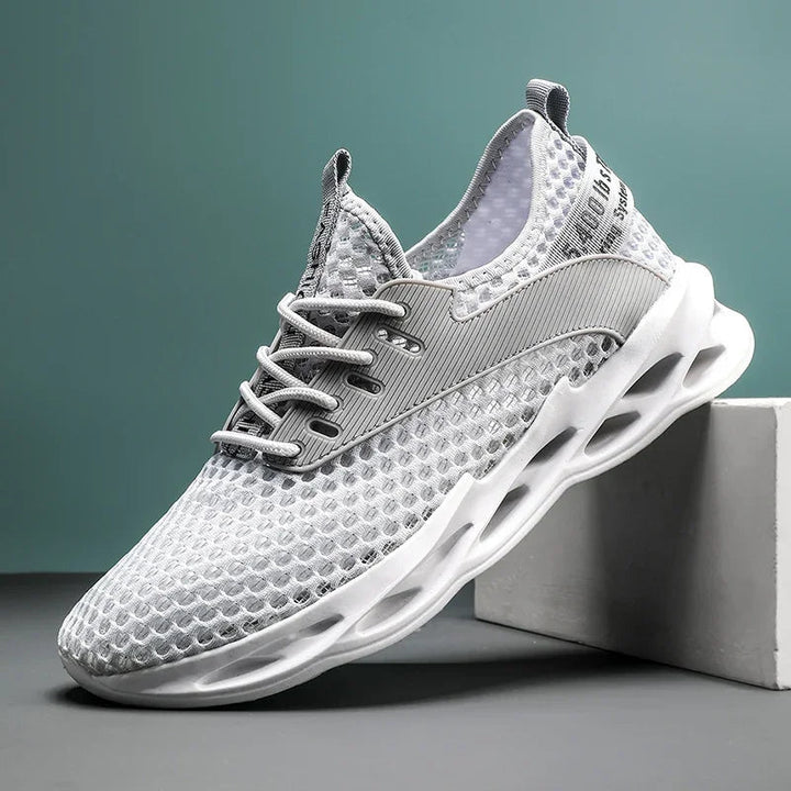 Breathable men's Phantom Camo mesh sneakers, ideal for running and everyday active wear.