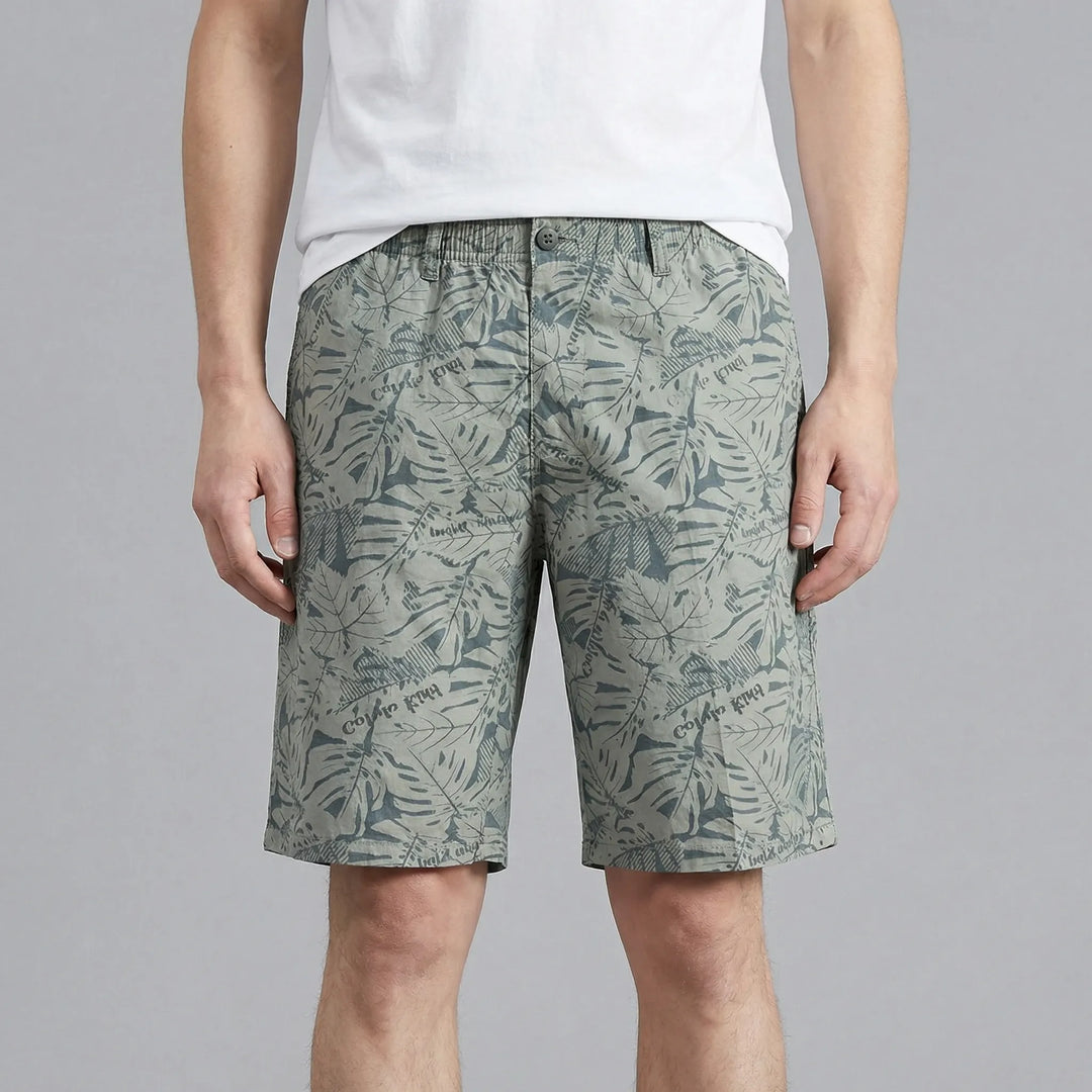Versatile plus size men's streetwear shorts, comfortable and knee-length for all casual occasions.