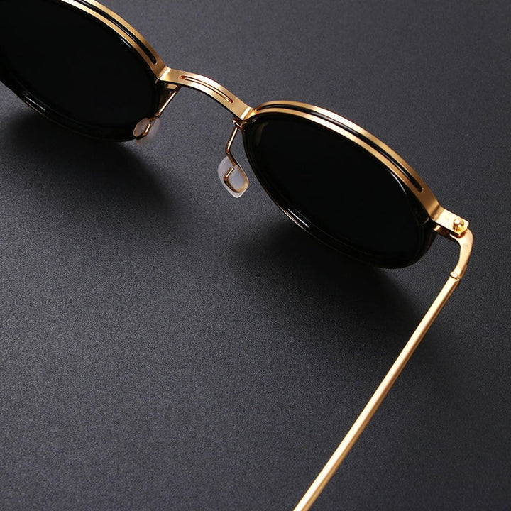 High-quality men's polarized double bridge sunglasses. Metal frame, anti-glare, perfect for casual outdoor fashion.