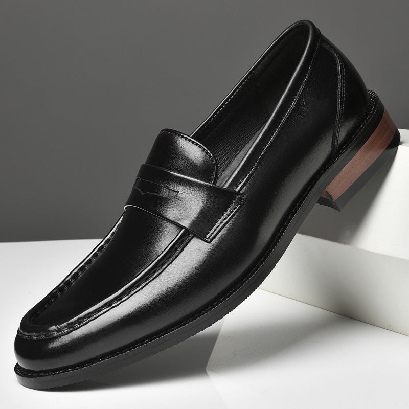 Sleek design men's polished slip-on loafers, a versatile choice for formal, business, or casual.