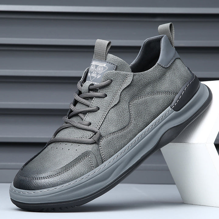 Green men's stylish casual shoes, comfortable for everyday walking.