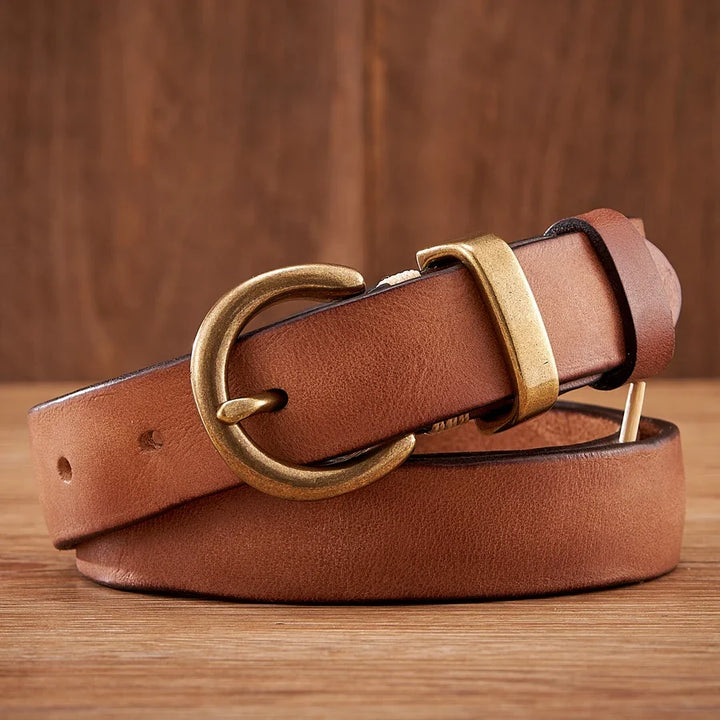 High-quality men's durable cowhide leather belt, a timeless accessory with a solid brass buckle for classic men's fashion.