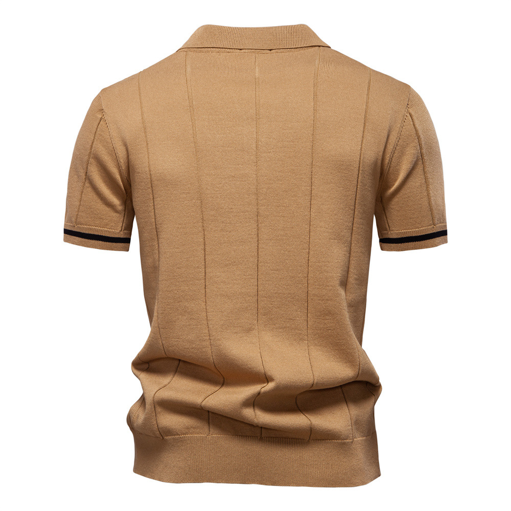 Versatile mens quarter-zip polo, ideal for smart casual work-leisure balance. Cotton blend comfort.