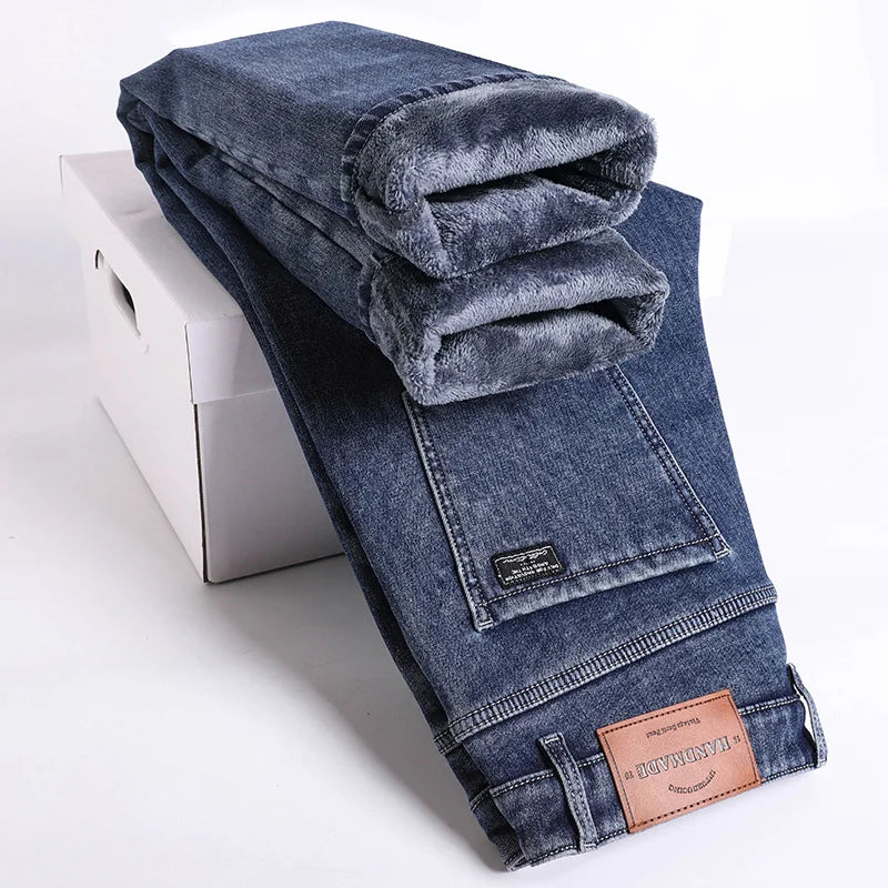 Modern men's thermal jeans for cold weather. Offers excellent insulation, warmth, & a comfortable regular fit.