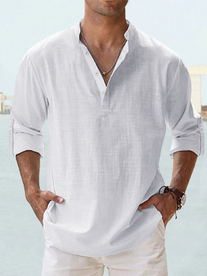 Men's vacation shirt, relaxed fit, breathable, short sleeve button-down, perfect for casual summer outings.