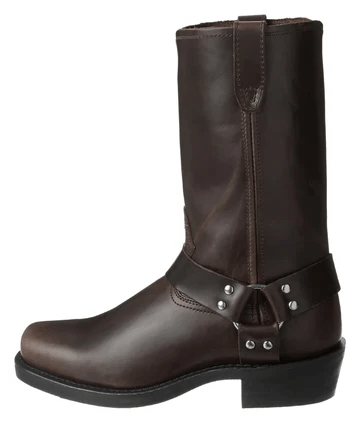 Comfortable men's winter boots. Robust harness design with a durable, oil-resistant sole for all-weather traction.