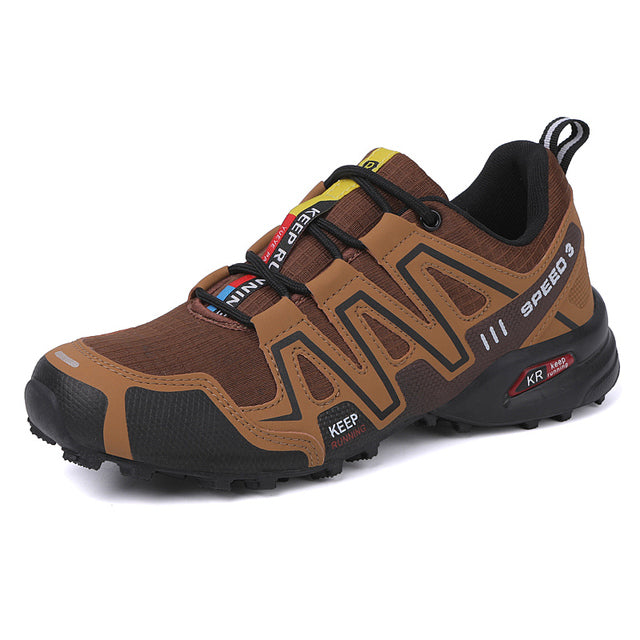 Comfortable Men's RoverTrail trekking shoes, ideal for hiking & walking on trails. Durable athletic footwear.