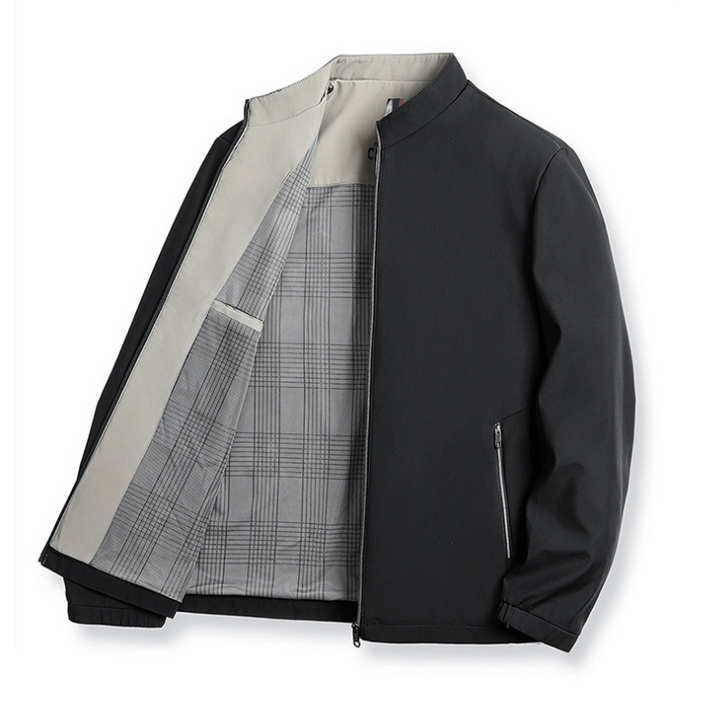 Zipper men's jacket, stylish and comfortable with secure pockets, perfect for modern everyday wear.