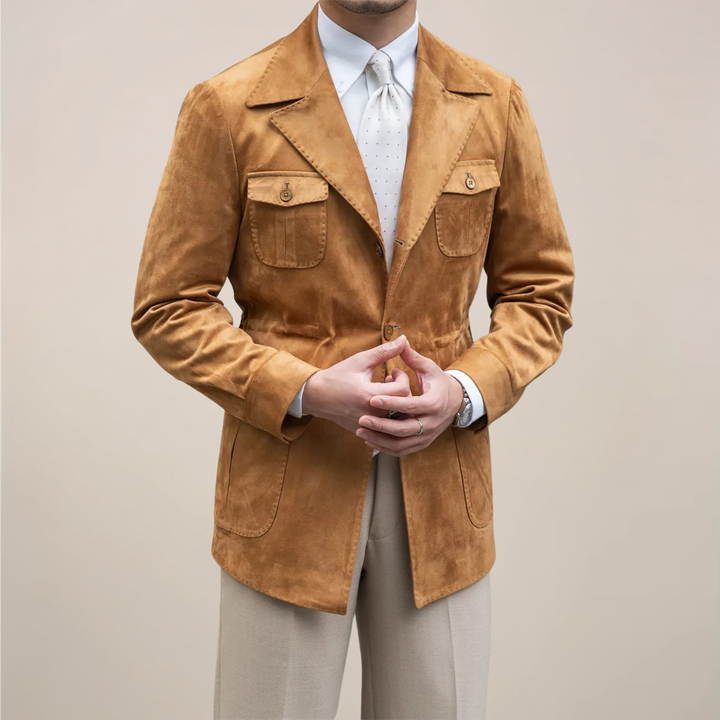 Men's slim fit safari blazer in a versatile khaki, perfect for stylish outdoor adventures & smart casual layering.