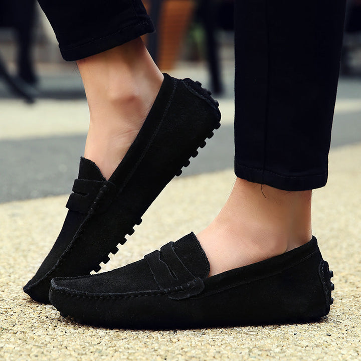 Easy-to-wear men's slip-on loafers, merging practical comfort with timeless men's style and versatility.