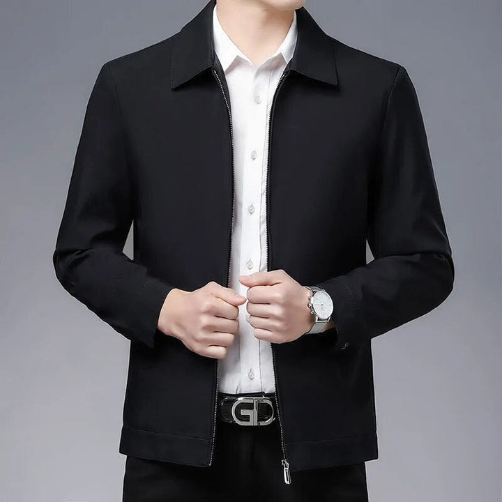 Man wearing a stylish modern fit casual jacket, ideal for everyday versatile men's outerwear.