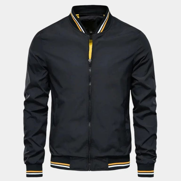Fashionable men's bomber jacket, lightweight outerwear for a smart casual look, comfortable and modern.