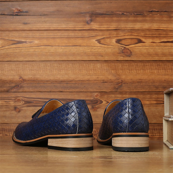 Refined men's woven tassel loafers, an essential for any formal or smart casual wardrobe.