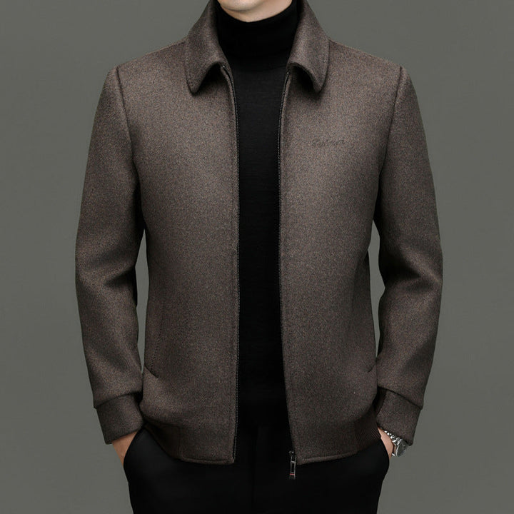 Premium men's casual zip-up jacket, comfortable fabric, stylish outerwear for everyday wear.