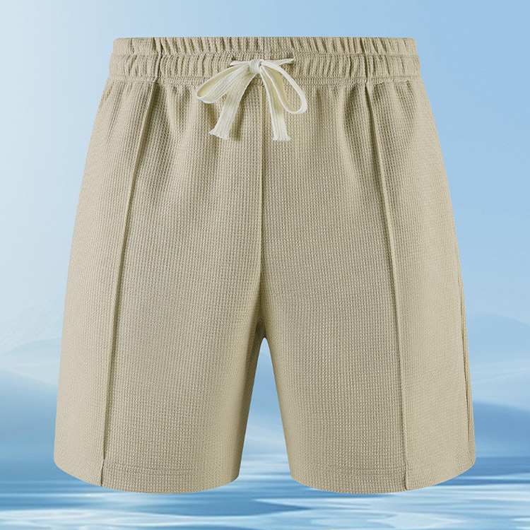 Close-up of the textured Piqué fabric in a men's ultra-comfort lounge set, highlighting breathability.