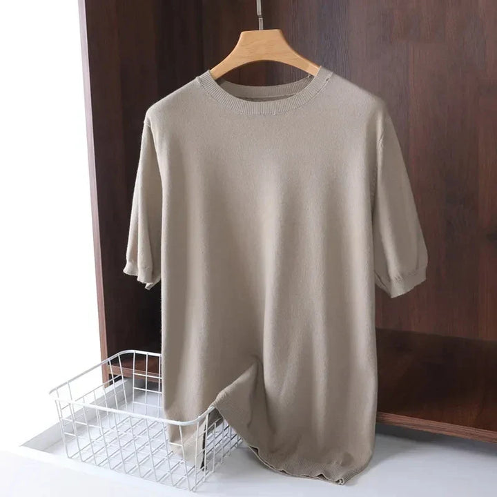 Everyday men's comfort tee. Ultra soft, breathable t-shirt, perfect for versatile casual style.