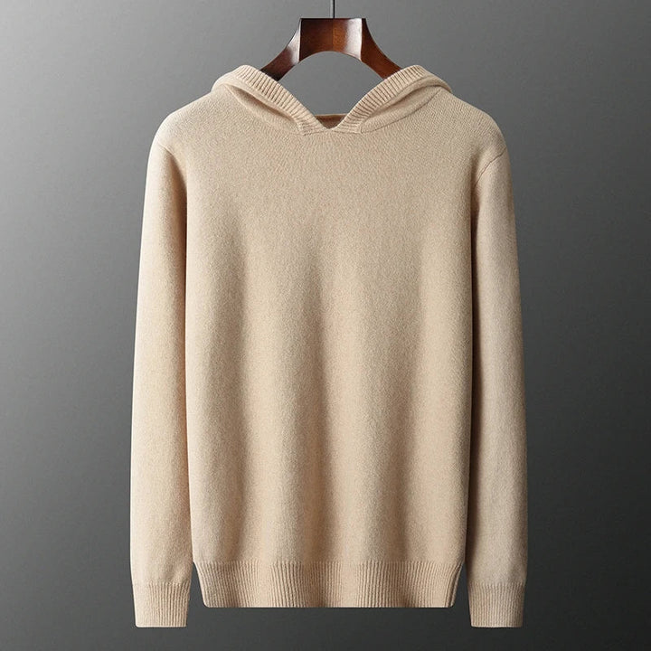 Men's ultra-soft pullover hoodie, ideal for everyday casual comfort and modern style.