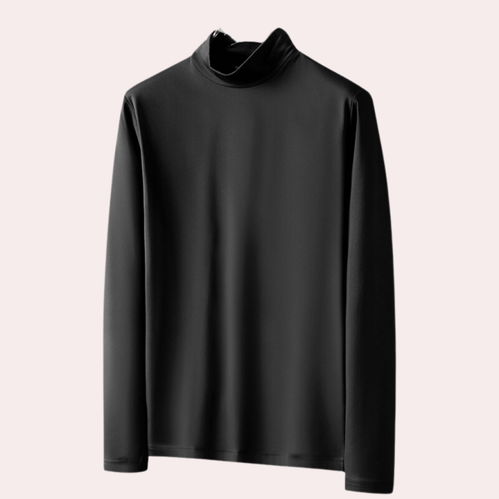 Breathable, wrinkle-free polyester men's long sleeve shirt. Comfortable, perfect for casual winter fashion.