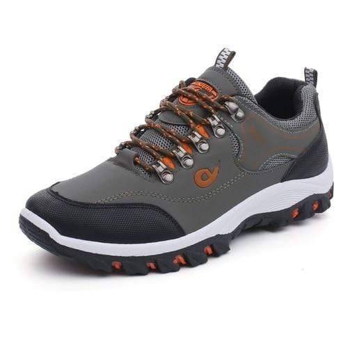 Stylish men's outdoor footwear, vulcanized hiking shoes, waterproof for all-weather trekking, brown laces