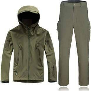 Durable men's softshell military style jacket for hunting and cold weather camping