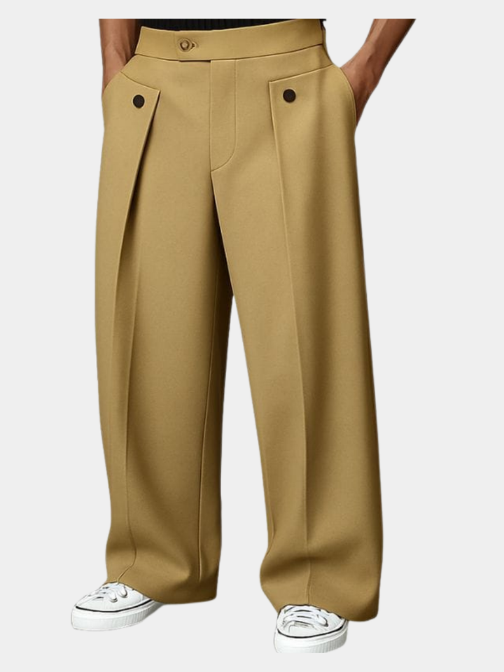 Men's wide-leg pleated trousers in a relaxed, modern fit for casual everyday style and comfort.