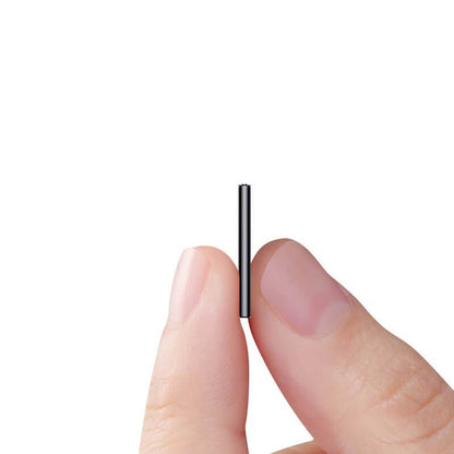 "Mini registratore spia ultrapiatto, nero, design sottile, ideale per registrazioni audio discrete e portatili."