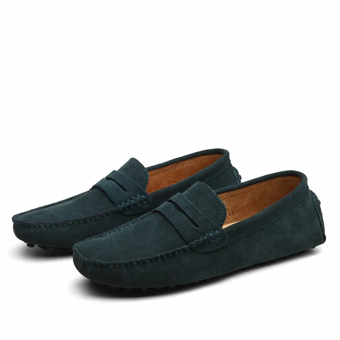 "Mocassini eleganti da uomo in pelle morbida, design moderno, colore nero, perfetti per occasioni formali e casual."