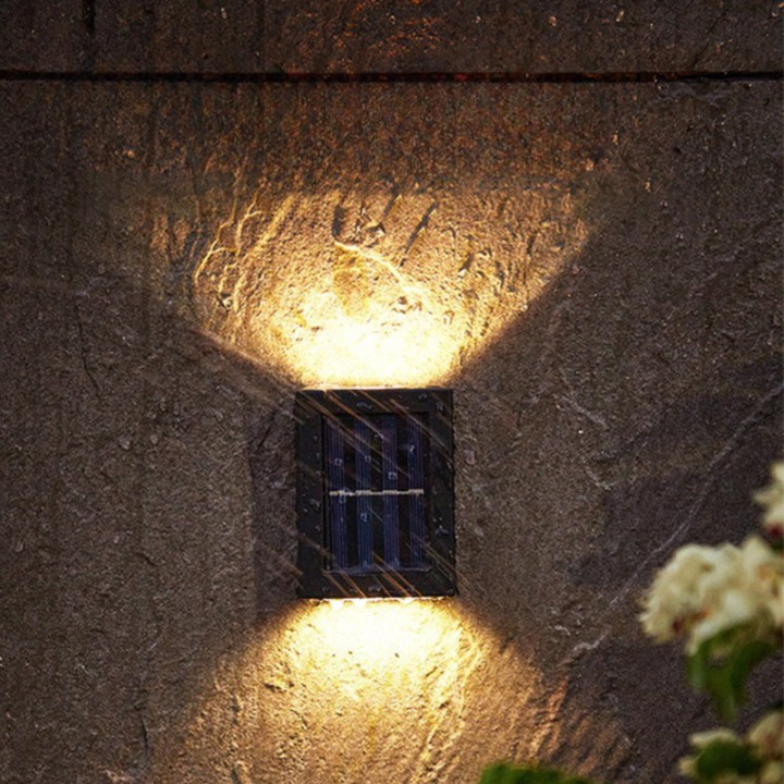 Compact outdoor wireless solar LED wall lamp for gardens, patios & driveways. Smart, energy-saving light.