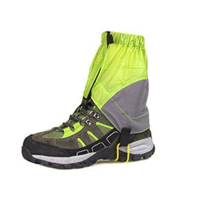 Unisex outdoor gaiters with reflective accents, enhancing visibility during low-light snow running and hiking.