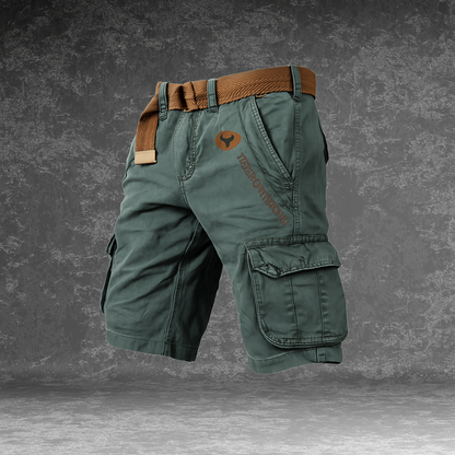 "Pantaloncini cargo uomo in cotone verde militare con tasche spaziose e design ergonomico, perfetti per l'avventura."