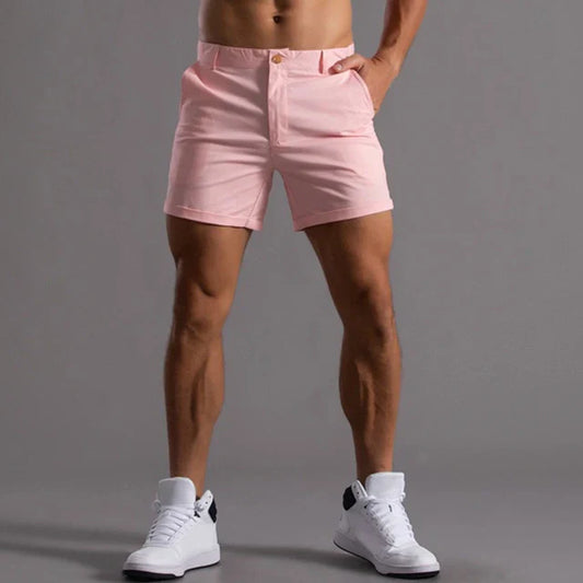 "Pantaloncini estivi uomo comodi, leggeri, in tessuto traspirante, taglio versatile, colore grigio, su sfondo bianco"
