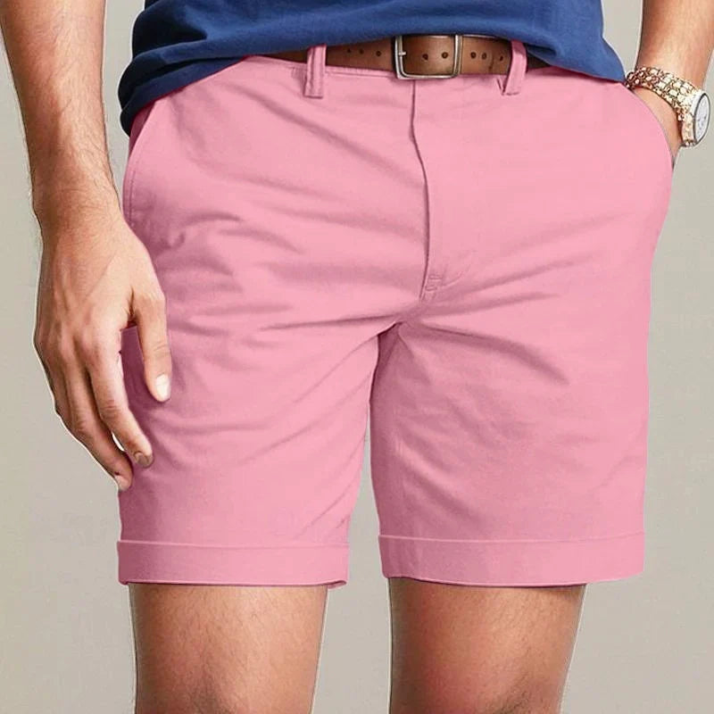 "Pantaloncini estivi uomo, tessuto morbido e traspirante, design semplice e comodo, ideali per giornate calde."