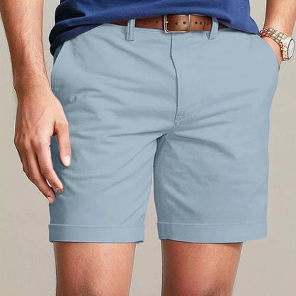 "Pantaloncini estivi uomo, tessuto morbido e traspirante, design semplice e comodo, ideali per giornate calde."