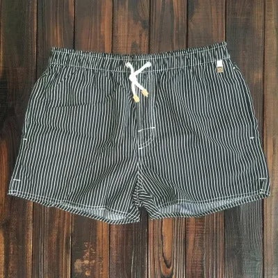 "Pantaloncini marini a righe da uomo, eleganti e comodi, design estivo, stile marittimo, vita elasticizzata con coulisse."